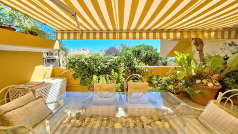 2 bedroom Apartments for sale in Elviria – R5160229