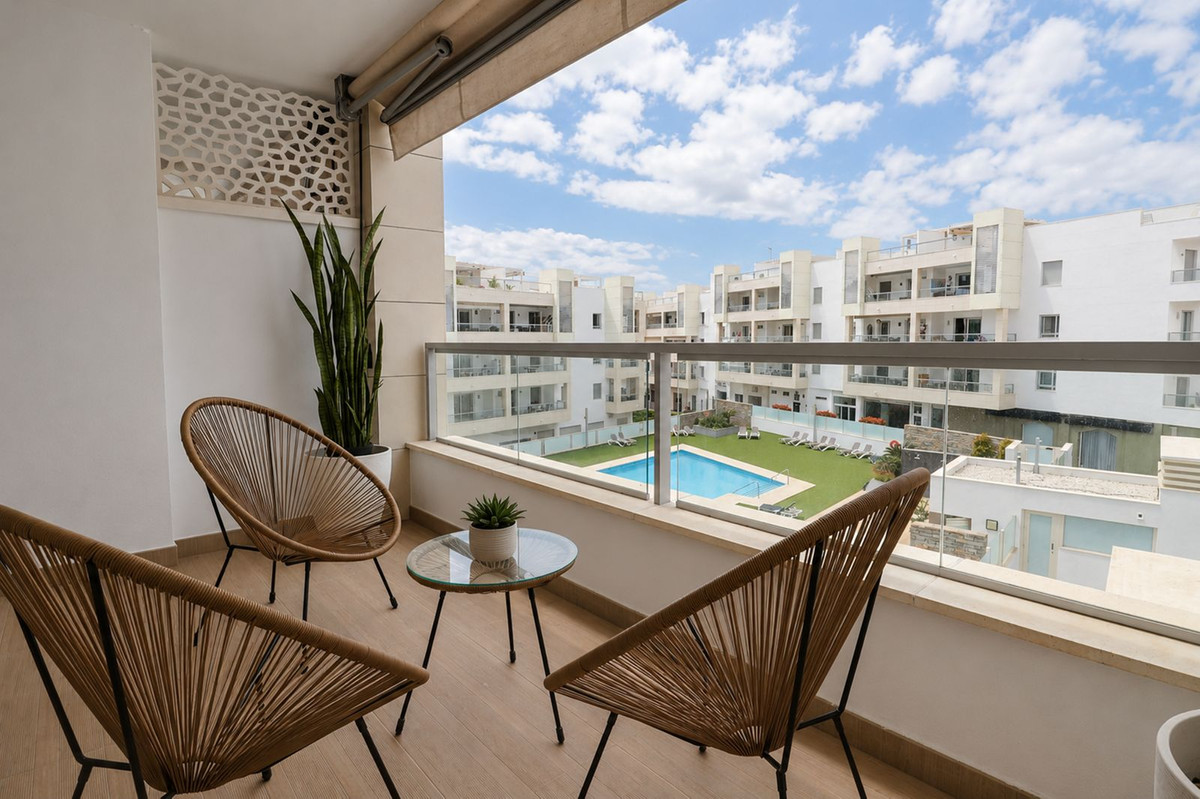 Apartamentos de 3 dormitorios en venta en San Pedro de Alcántara – R5379001 Apartamentos de 3 dormitorios en venta en San Pedro de Alcántara – R5379001