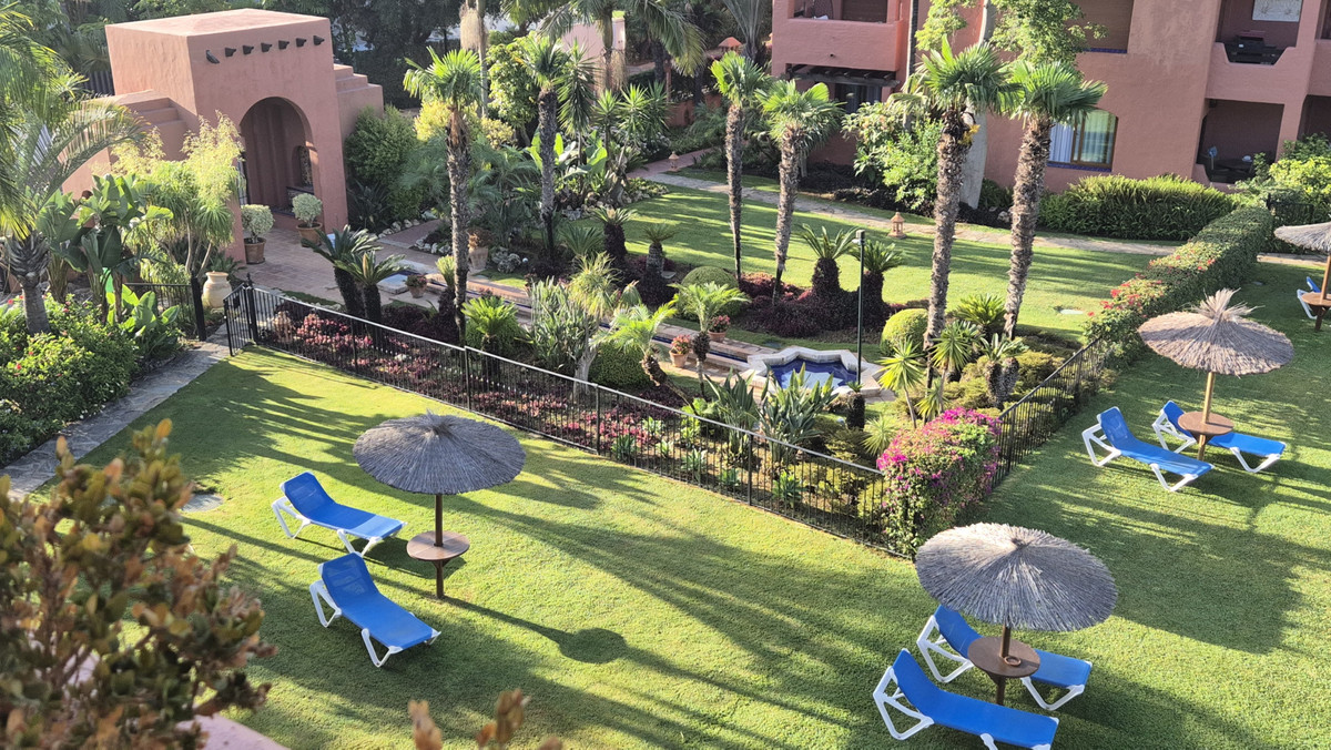 Apartamentos de 3 dormitorios en venta en Guadalmina Baja – R5441863 Apartamentos de 3 dormitorios en venta en Guadalmina Baja – R5441863