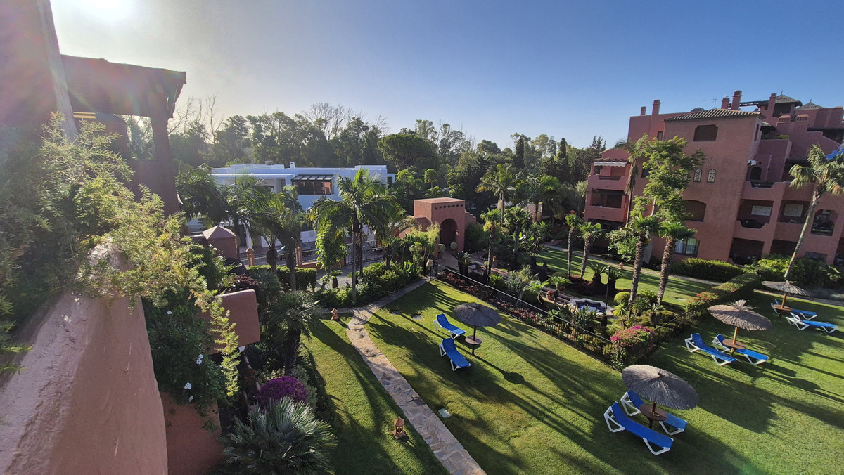 Apartamentos de 3 dormitorios en venta en Guadalmina Baja – R5441863 Apartamentos de 3 dormitorios en venta en Guadalmina Baja – R5441863