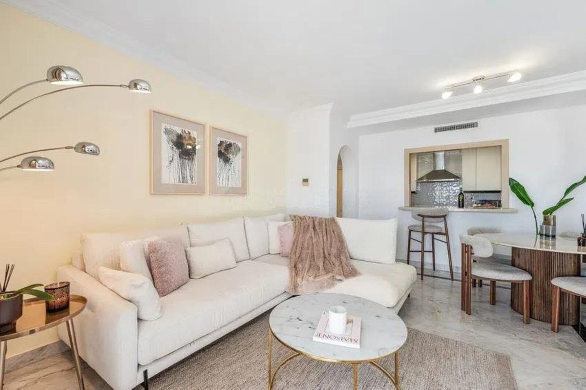 Apartamentos de 2 dormitorios en venta en Puerto Banús – R5420974 Apartamentos de 2 dormitorios en venta en Puerto Banús – R5420974