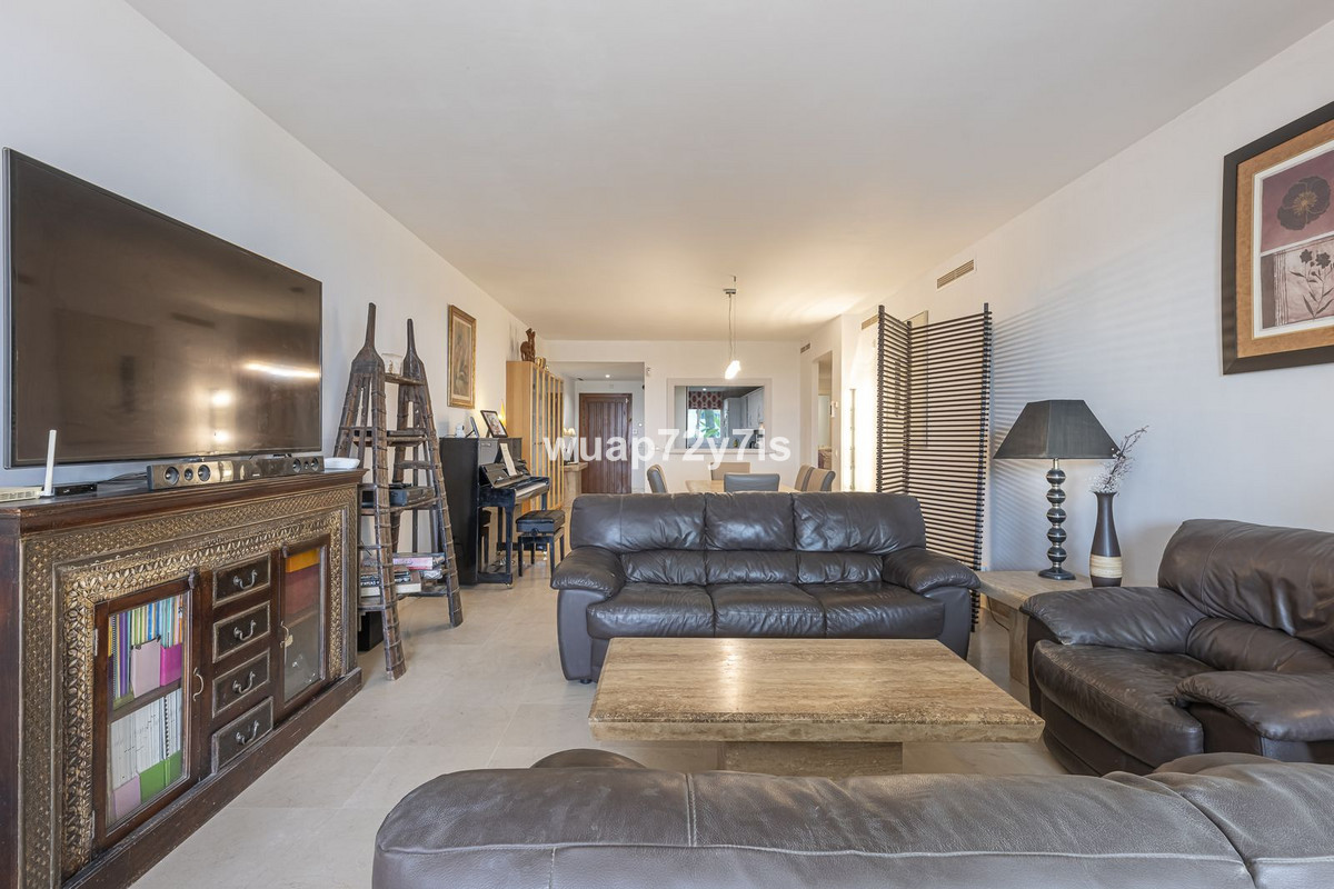 Apartamentos de 3 dormitorios en venta en Nueva Andalucía – R5064091 Apartamentos de 3 dormitorios en venta en Nueva Andalucía – R5064091