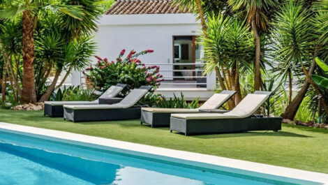 Villas de 5 dormitorios en venta en El Rosario – R5445208