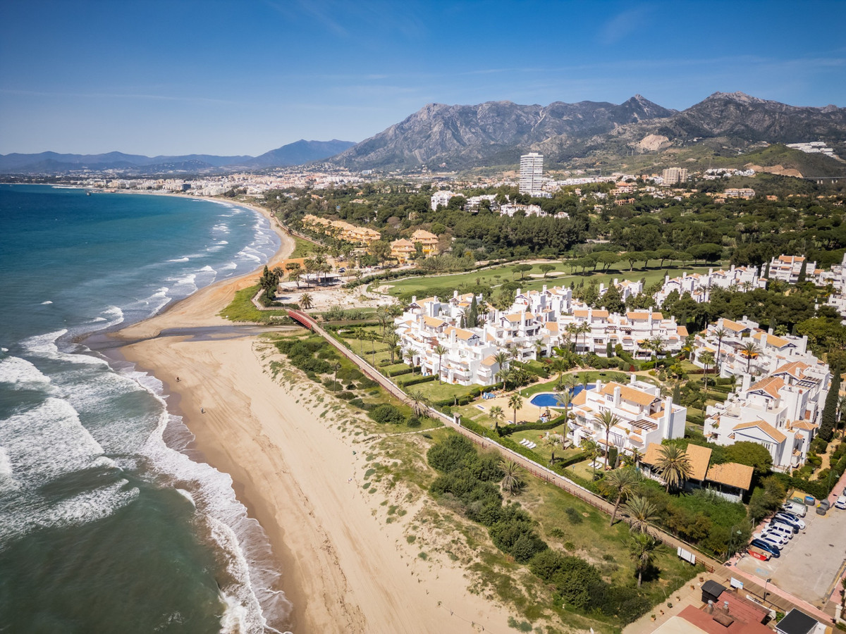 3 bedroom Apartments for sale in Los Monteros – R5445508 3 bedroom Apartments for sale in Los Monteros – R5445508