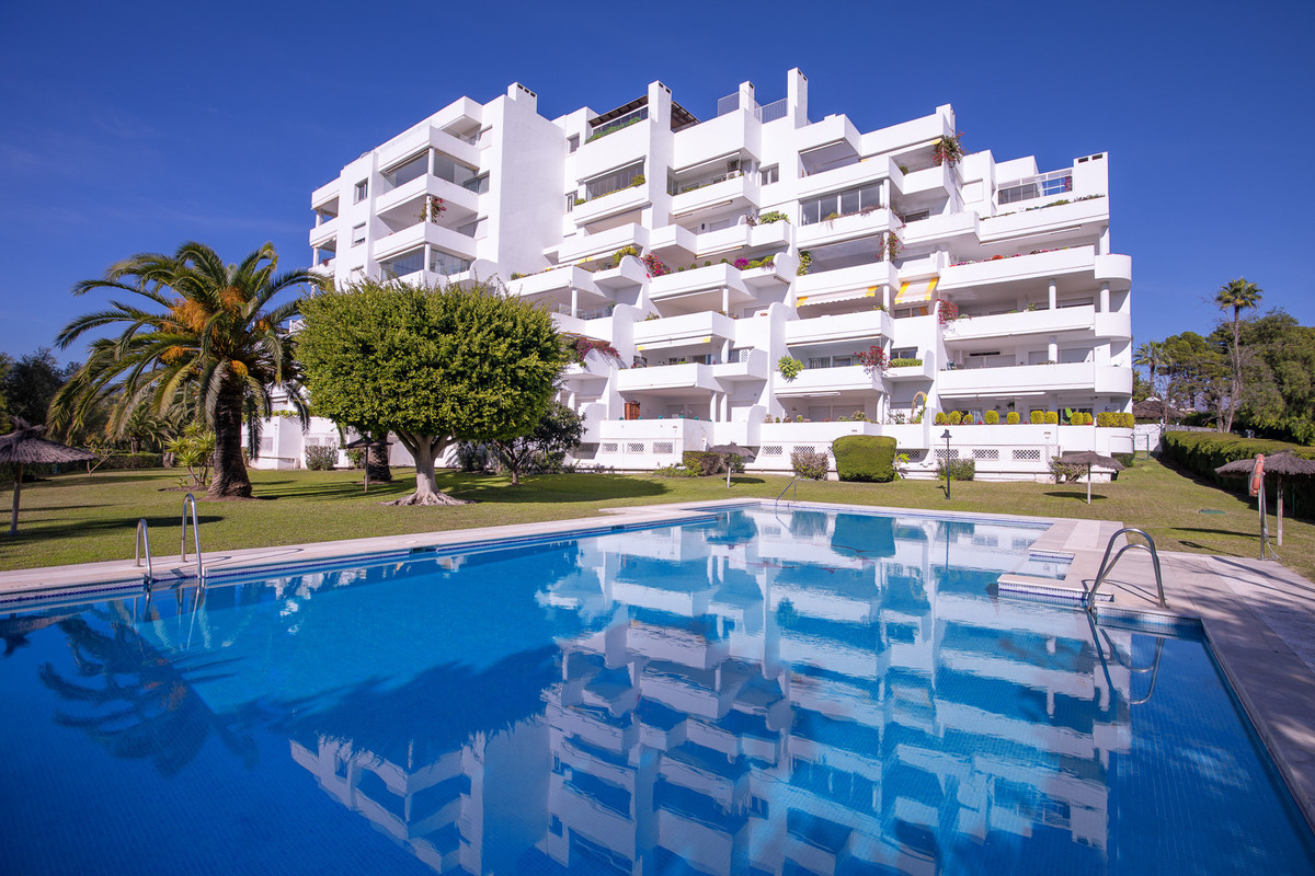 Apartamentos de 2 dormitorios en venta en Guadalmina Alta – R5448475 Apartamentos de 2 dormitorios en venta en Guadalmina Alta – R5448475