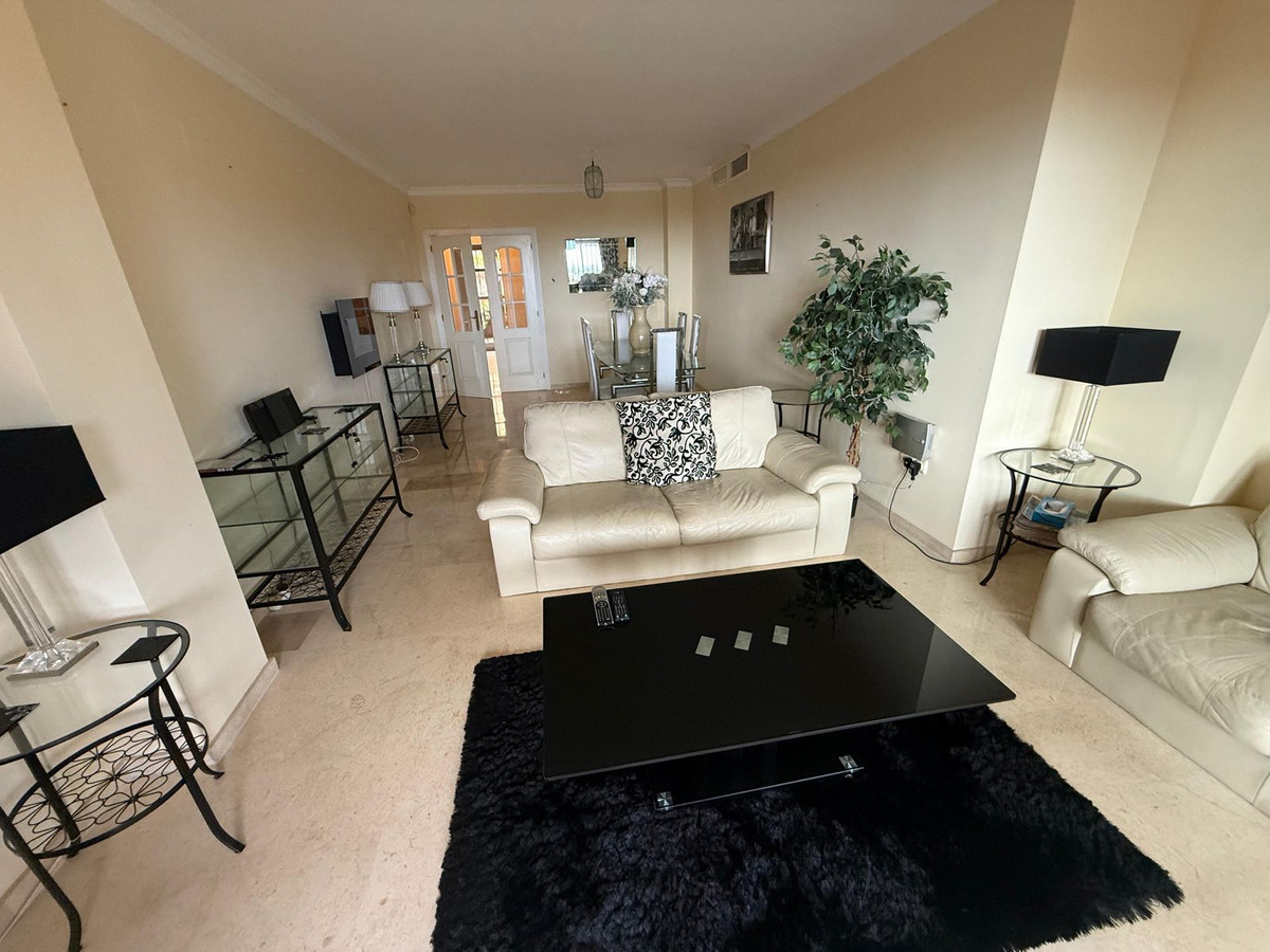 Apartamentos de 2 dormitorios en venta en Elviria – R5307307 Apartamentos de 2 dormitorios en venta en Elviria – R5307307