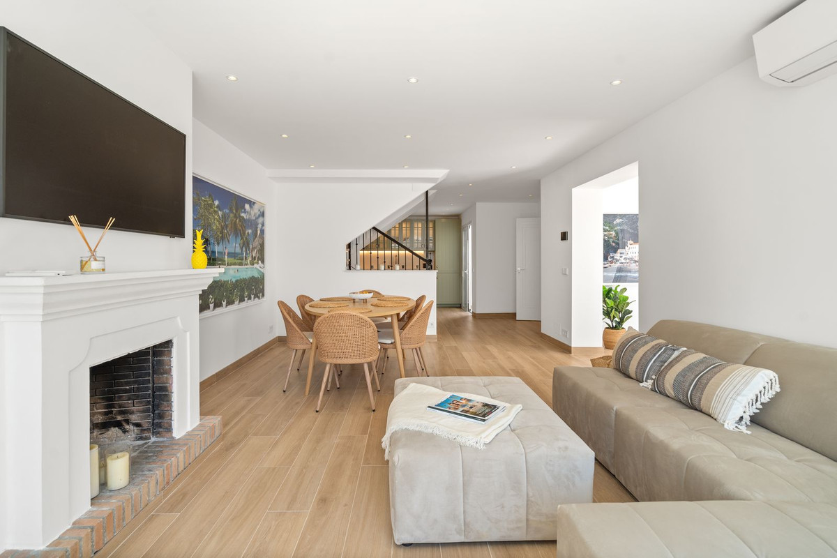 4 bedroom Townhouses for sale in San Pedro de Alcántara – R5051224 4 bedroom Townhouses for sale in San Pedro de Alcántara – R5051224