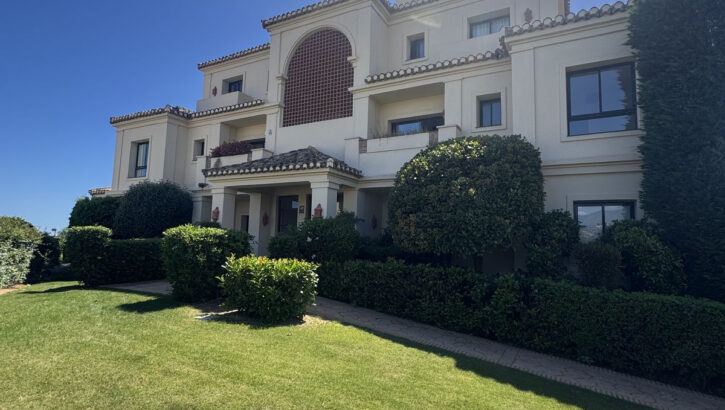 Apartamentos de 3 dormitorios en venta en Benahavís – R5383552 Apartamentos de 3 dormitorios en venta en Benahavís – R5383552 en