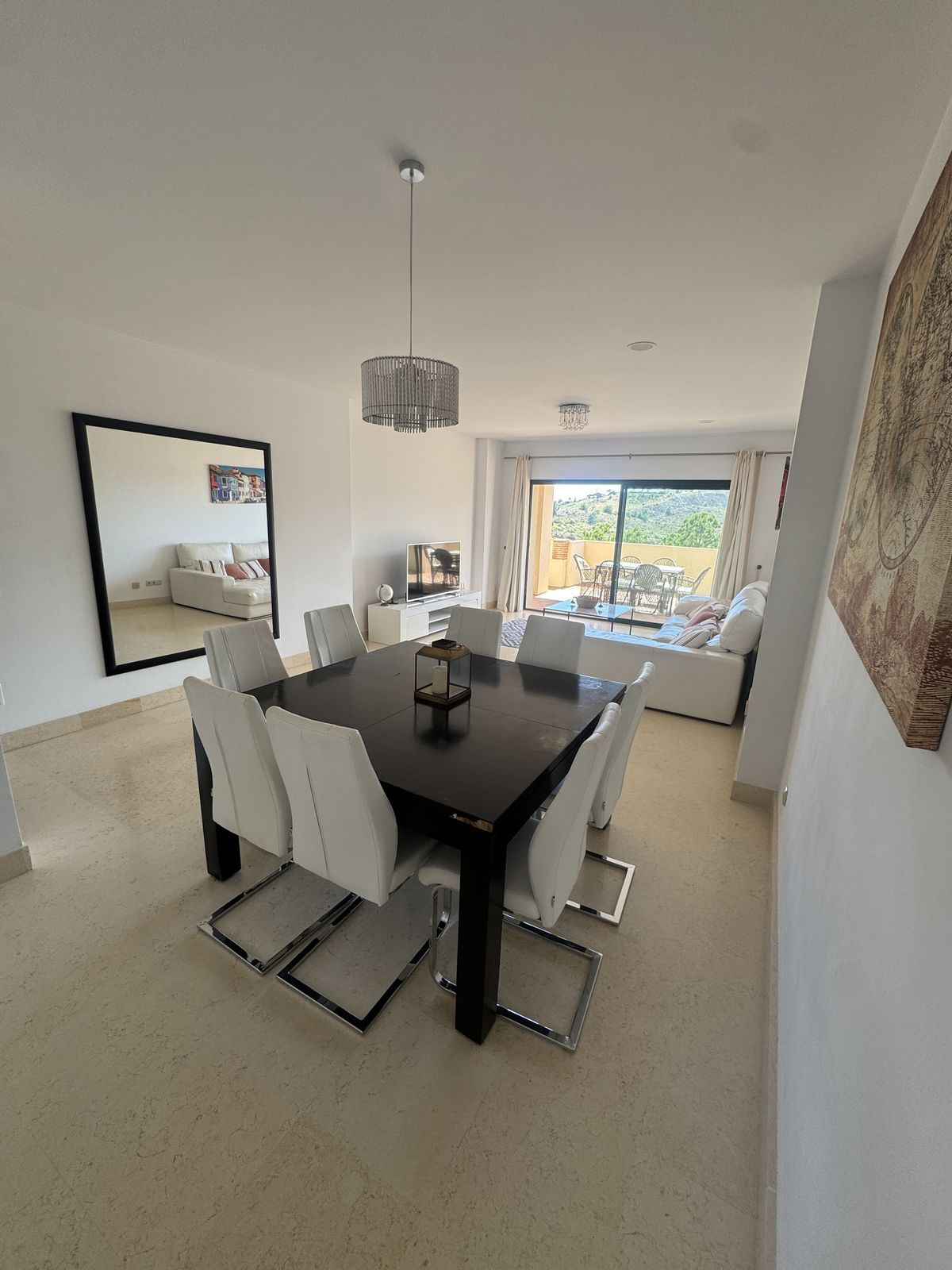 Apartamentos de 3 dormitorios en venta en Benahavís – R5383552 Apartamentos de 3 dormitorios en venta en Benahavís – R5383552