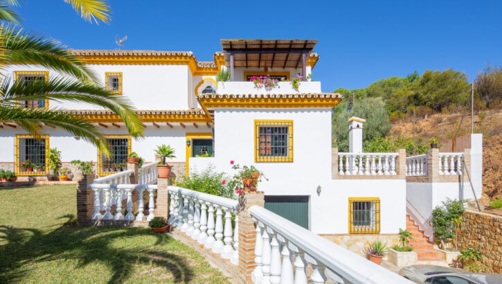 4 bedroom Villas for sale in Elviria – R2223614 4 bedroom Villas for sale in Elviria – R2223614 in