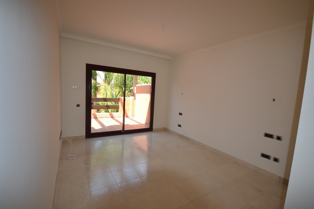 Adosados de 3 dormitorios en venta en Milla de Oro – R2269028 Adosados de 3 dormitorios en venta en Milla de Oro – R2269028