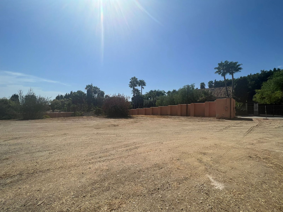 Parcelas de 7 dormitorios en venta en Milla de Oro – R4836085 Parcelas de 7 dormitorios en venta en Milla de Oro – R4836085
