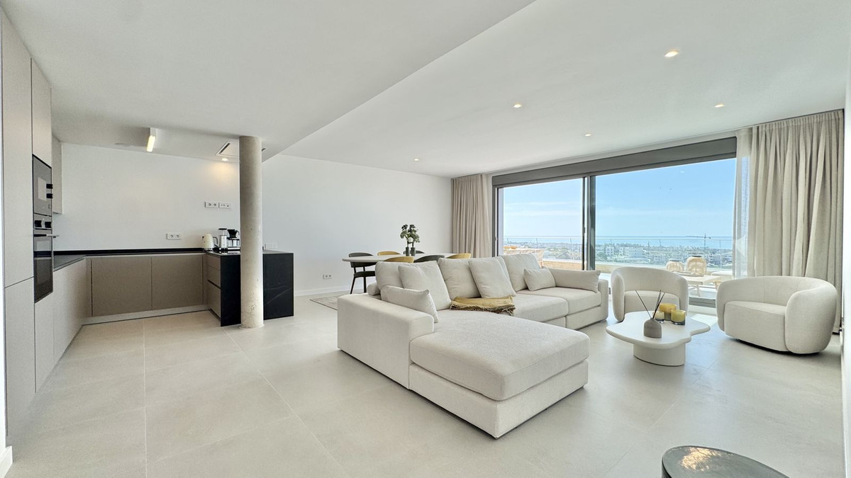 3 bedroom Penthouses for sale in Selwo – R5411563 3 bedroom Penthouses for sale in Selwo – R5411563