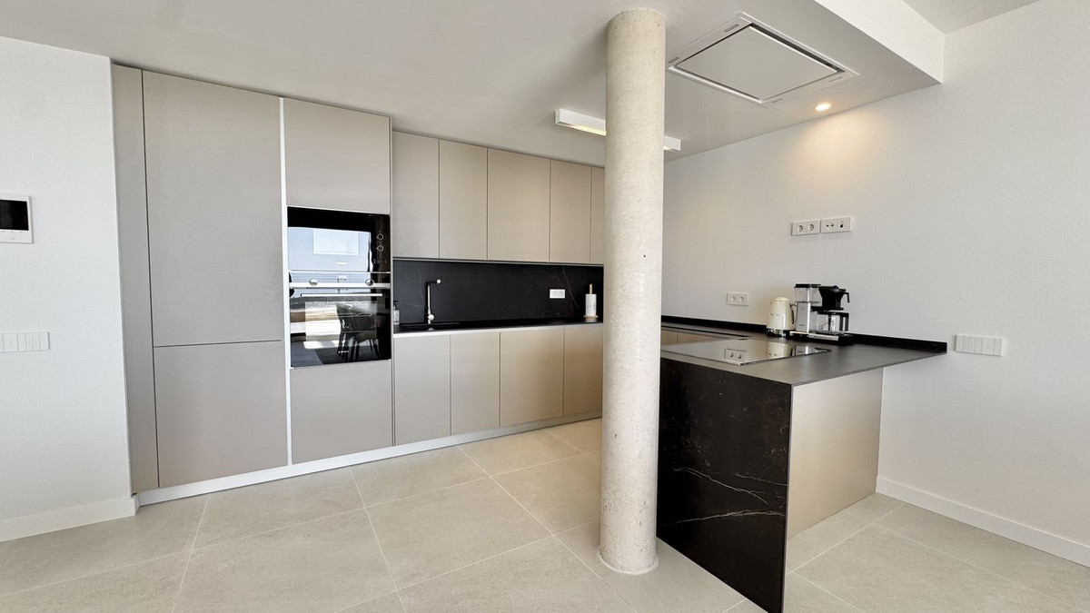 3 bedroom Penthouses for sale in Selwo – R5411563 3 bedroom Penthouses for sale in Selwo – R5411563
