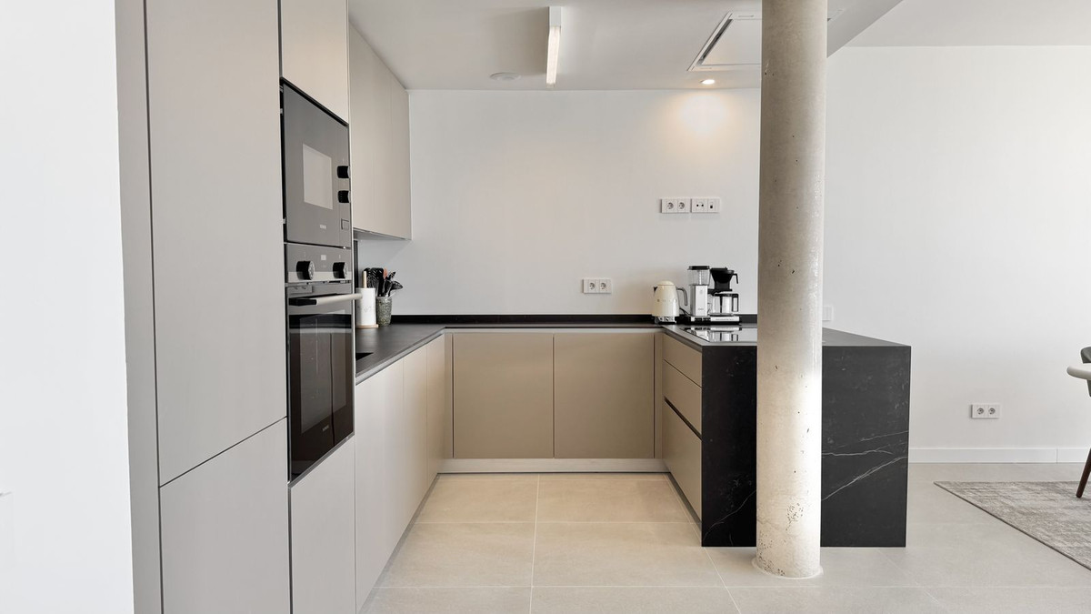 3 bedroom Penthouses for sale in Selwo – R5411563 3 bedroom Penthouses for sale in Selwo – R5411563