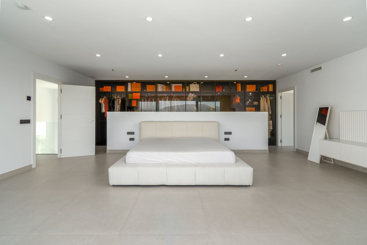 3 bedroom Villas for sale in La Mairena – R5106406 3 bedroom Villas for sale in La Mairena – R5106406