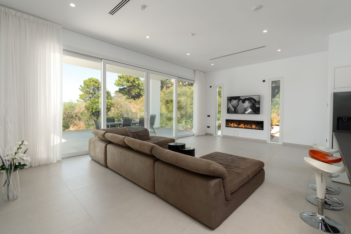 3 bedroom Villas for sale in La Mairena – R5106406 3 bedroom Villas for sale in La Mairena – R5106406
