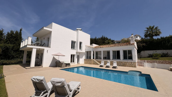Villas de 6 dormitorios en venta en Mijas – R5369140 Villas de 6 dormitorios en venta en Mijas – R5369140 en