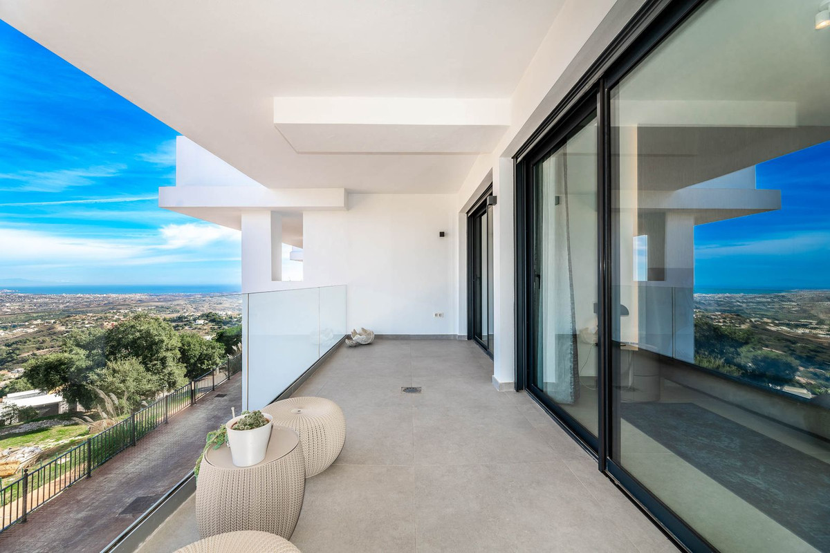Pareados de 3 dormitorios en venta en Marbella – R5049871 Pareados de 3 dormitorios en venta en Marbella – R5049871