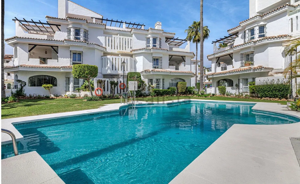 3 bedroom Apartments for sale in Nueva Andalucía – R5459800 3 bedroom Apartments for sale in Nueva Andalucía – R5459800