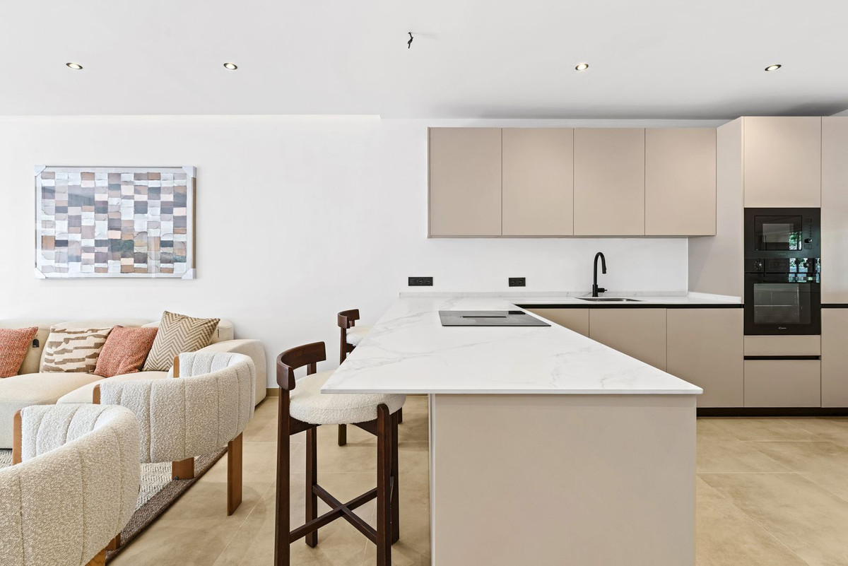 Apartamentos de 3 dormitorios en venta en Nueva Andalucía – R5149789 Apartamentos de 3 dormitorios en venta en Nueva Andalucía – R5149789