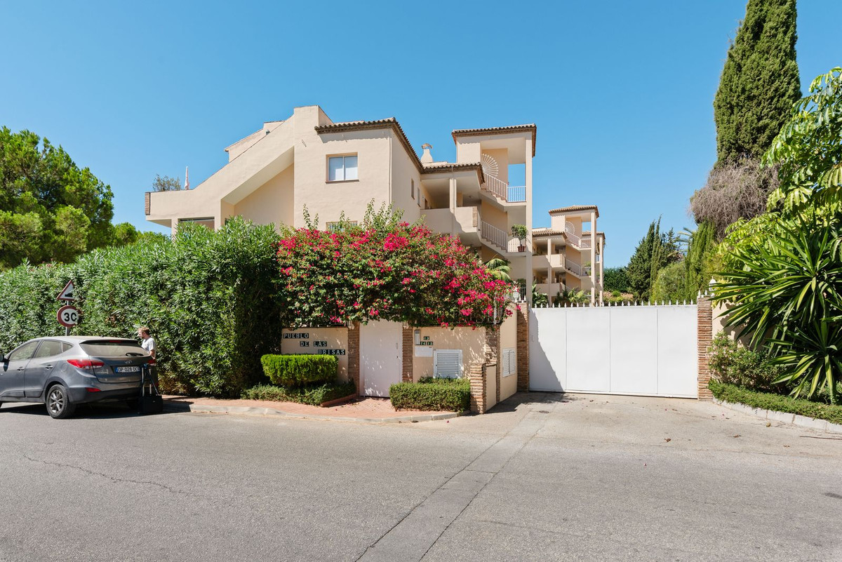 Apartamentos de 3 dormitorios en venta en Nueva Andalucía – R5149789 Apartamentos de 3 dormitorios en venta en Nueva Andalucía – R5149789