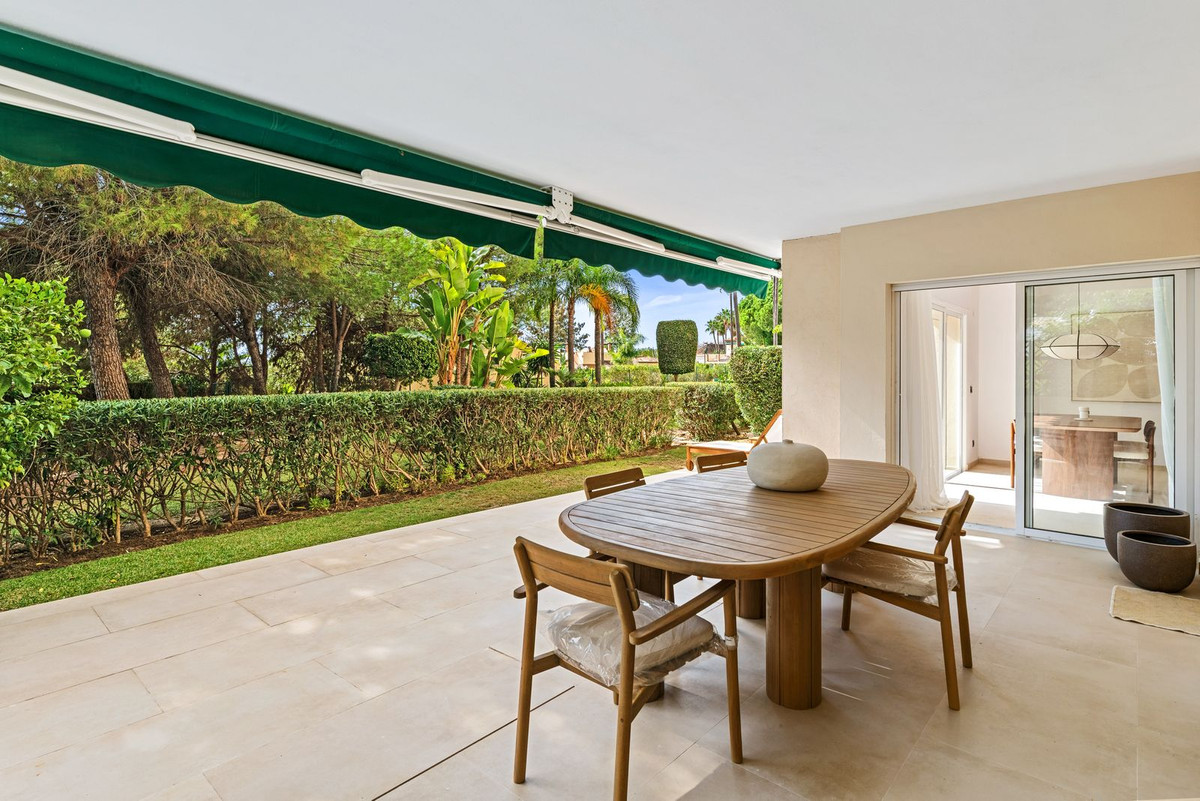 Apartamentos de 3 dormitorios en venta en Nueva Andalucía – R5149789 Apartamentos de 3 dormitorios en venta en Nueva Andalucía – R5149789