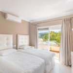 Adosados de 4 dormitorios en venta en Benahavís – R5456002 Adosados de 4 dormitorios en venta en Benahavís – R5456002