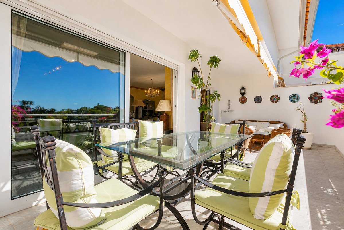 4 bedroom Apartments for sale in Guadalmina Baja – R5463343 4 bedroom Apartments for sale in Guadalmina Baja – R5463343