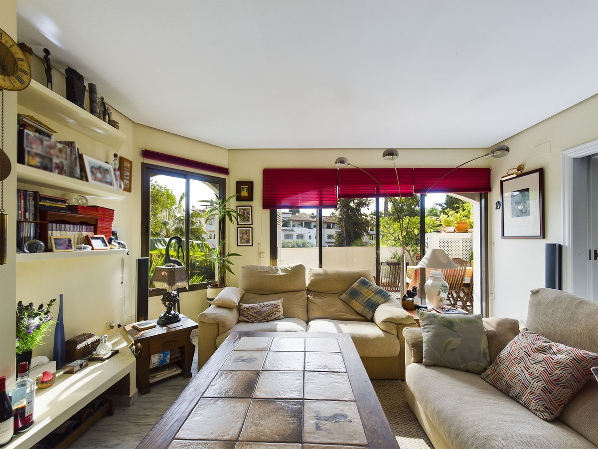 3 bedroom Apartments for sale in Elviria – R4164577 3 bedroom Apartments for sale in Elviria – R4164577