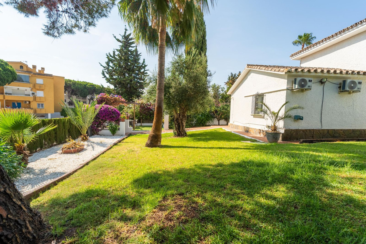 3 bedroom Villas for sale in Calahonda – R5429458 3 bedroom Villas for sale in Calahonda – R5429458