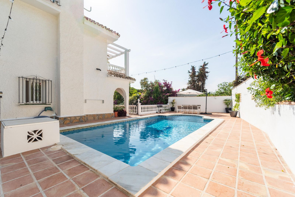 3 bedroom Villas for sale in Calahonda – R5429458 3 bedroom Villas for sale in Calahonda – R5429458