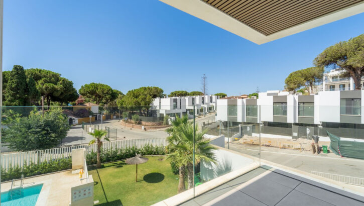 Apartamentos de 3 dormitorios en venta en Elviria – R5438926 Apartamentos de 3 dormitorios en venta en Elviria – R5438926 en