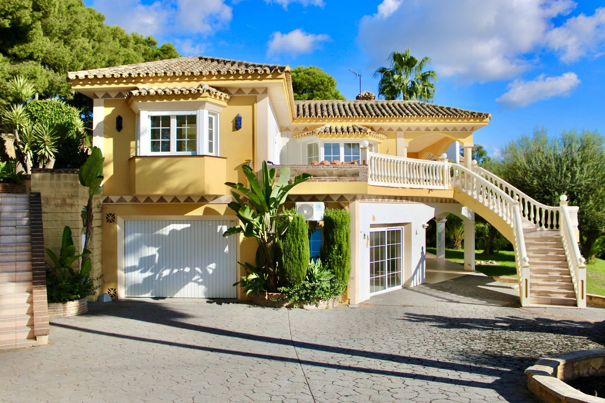 Villas de 4 dormitorios en venta en Hacienda Las Chapas – R5145895 Villas de 4 dormitorios en venta en Hacienda Las Chapas – R5145895