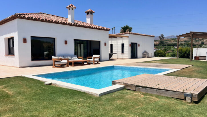 3 bedroom Villas for sale in Nueva Milla de Oro – R5106574 3 bedroom Villas for sale in Nueva Milla de Oro – R5106574 in