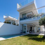 4 bedroom Villas for sale in Marbella – R5204827 4 bedroom Villas for sale in Marbella – R5204827