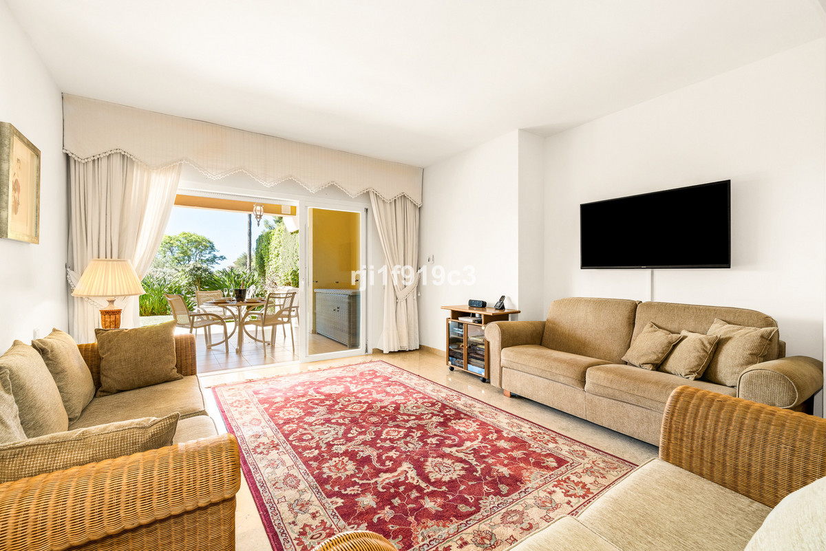 2 bedroom Apartments for sale in Elviria Hills – R5413549 2 bedroom Apartments for sale in Elviria Hills – R5413549