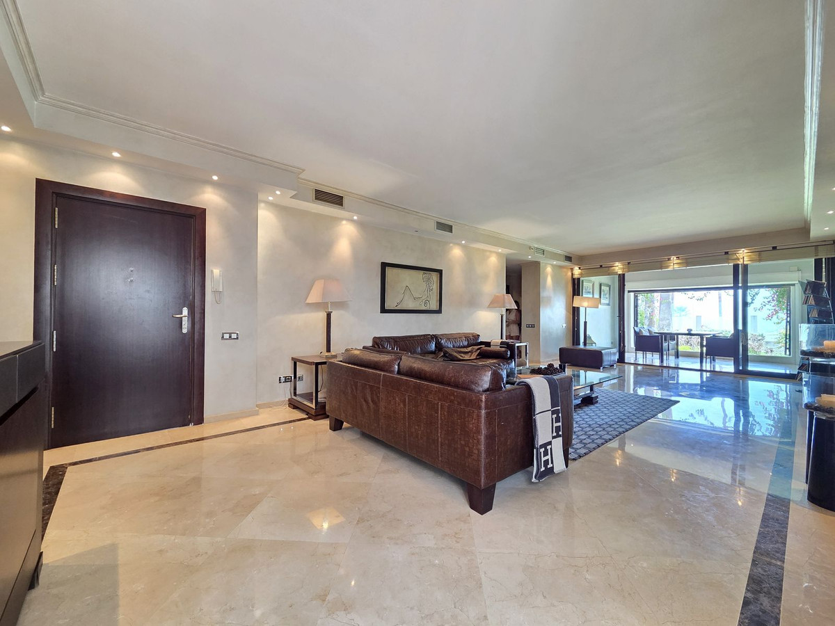 2 bedroom Apartments for sale in Puerto Banús – R5450155 2 bedroom Apartments for sale in Puerto Banús – R5450155