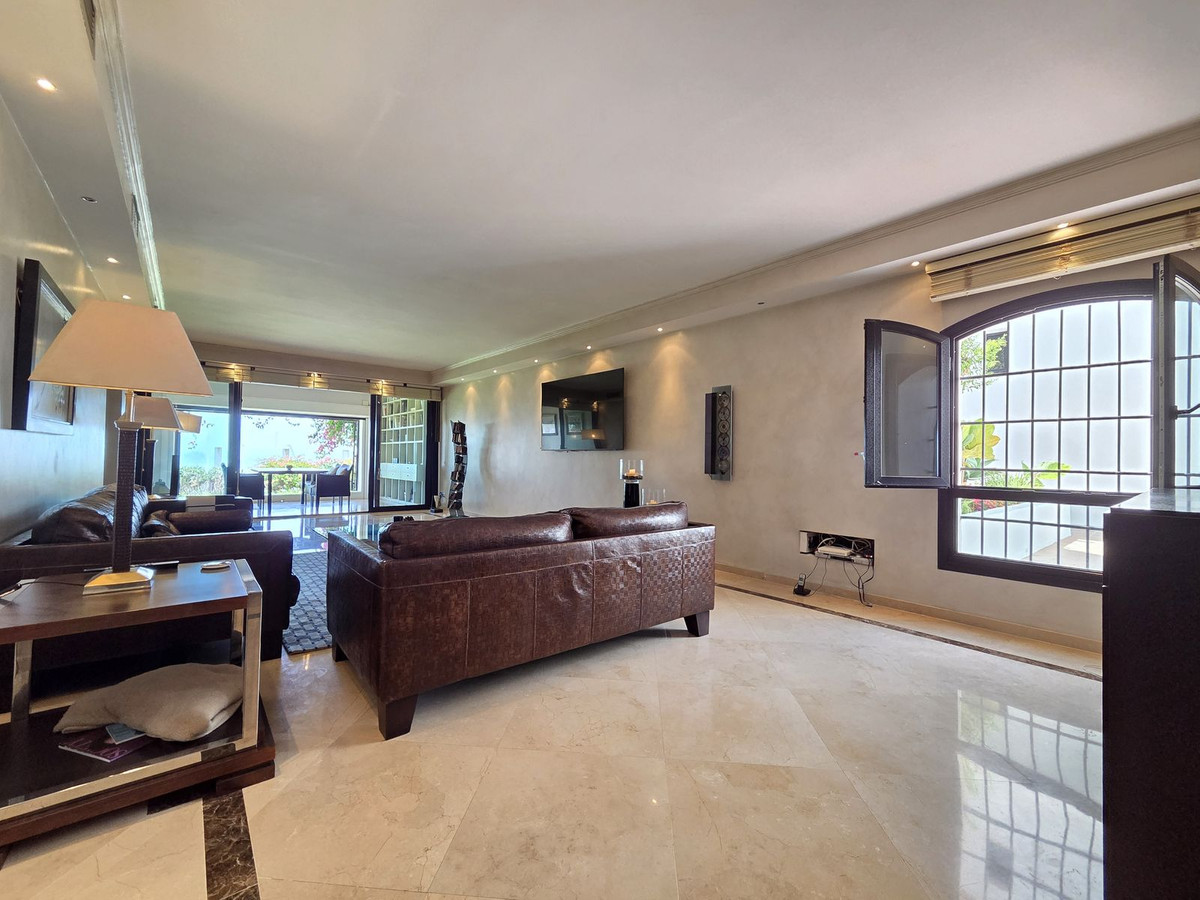 2 bedroom Apartments for sale in Puerto Banús – R5450155 2 bedroom Apartments for sale in Puerto Banús – R5450155