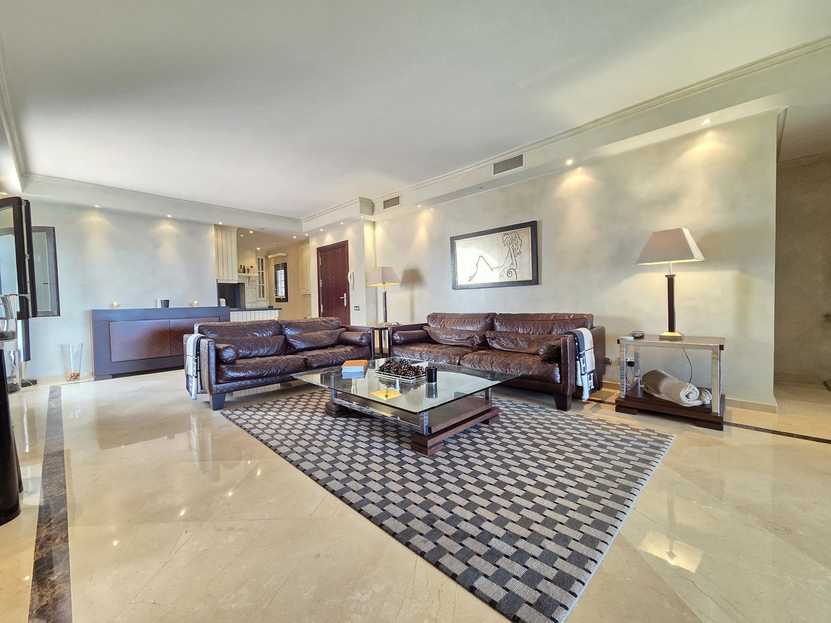 2 bedroom Apartments for sale in Puerto Banús – R5450155 2 bedroom Apartments for sale in Puerto Banús – R5450155