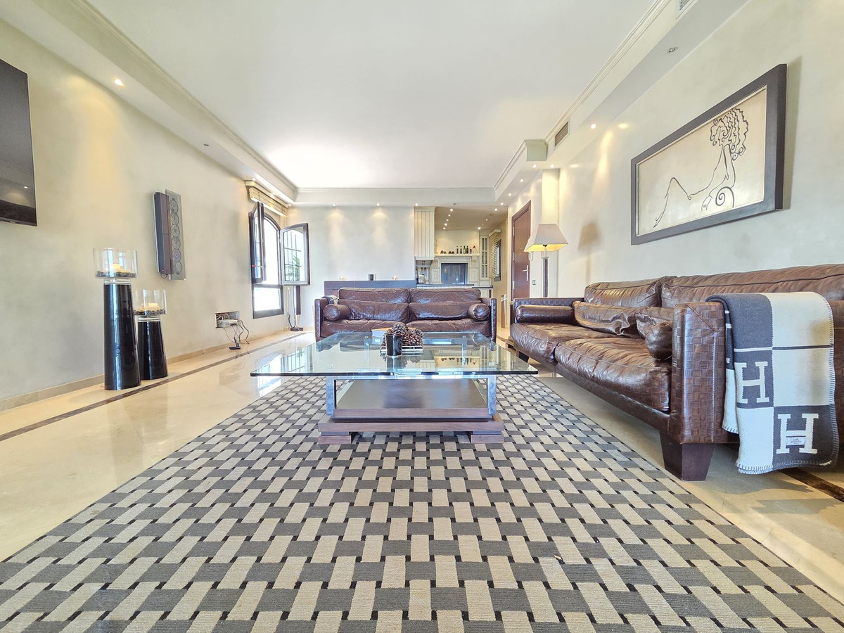 2 bedroom Apartments for sale in Puerto Banús – R5450155 2 bedroom Apartments for sale in Puerto Banús – R5450155