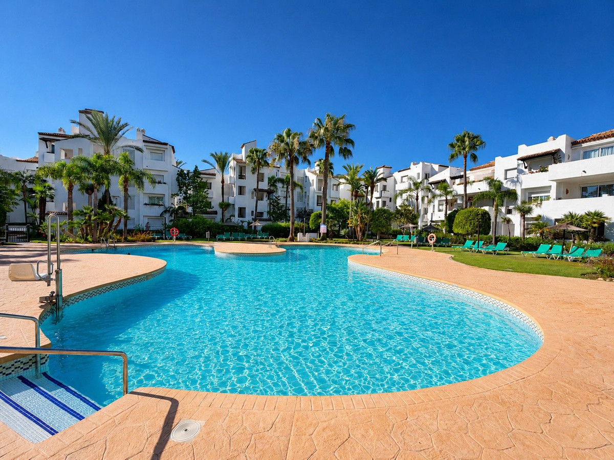 3 bedroom Apartments for sale in Atalaya – R5454829 3 bedroom Apartments for sale in Atalaya – R5454829