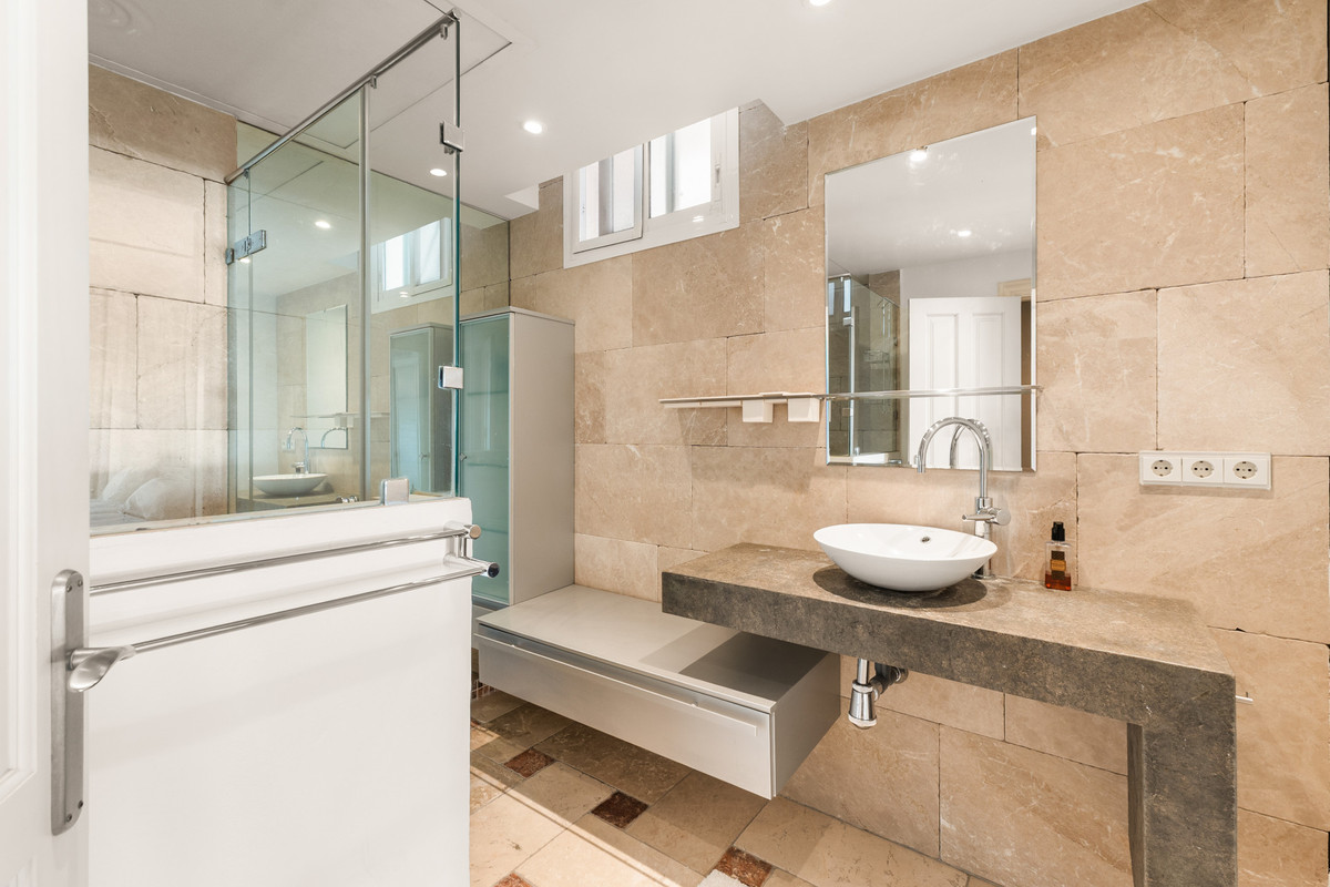 2 bedroom Apartments for sale in Puerto Banús – R5368987 2 bedroom Apartments for sale in Puerto Banús – R5368987