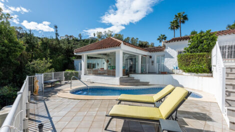 Villas de 4 dormitorios en venta en Benahavís – R5317465 Villas de 4 dormitorios en venta en Benahavís – R5317465
