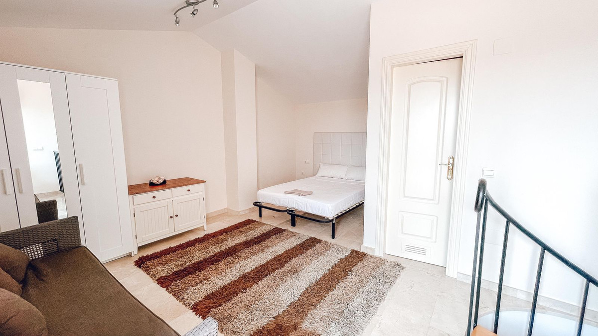 Aticos de 3 dormitorios en venta en Mijas – R4646917 Aticos de 3 dormitorios en venta en Mijas – R4646917