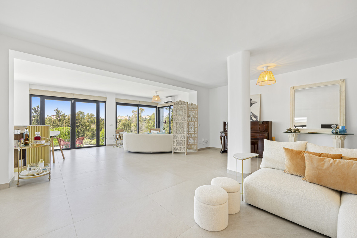 4 bedroom Villas for sale in Guadalmina Alta – R4806901 4 bedroom Villas for sale in Guadalmina Alta – R4806901