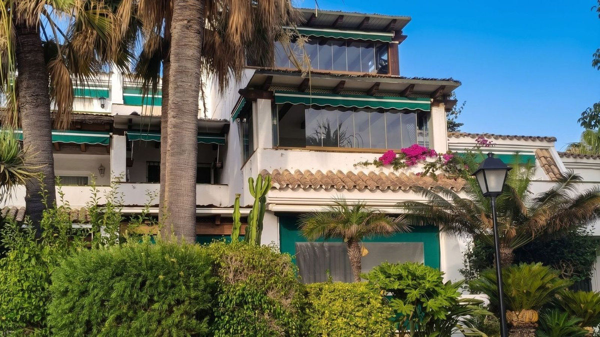 3 bedroom Apartments for sale in Las Chapas – R5461480 3 bedroom Apartments for sale in Las Chapas – R5461480