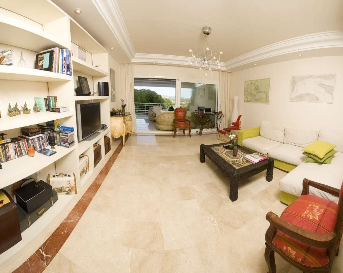 2 bedroom Apartments for sale in Nueva Andalucía – R5333038 2 bedroom Apartments for sale in Nueva Andalucía – R5333038