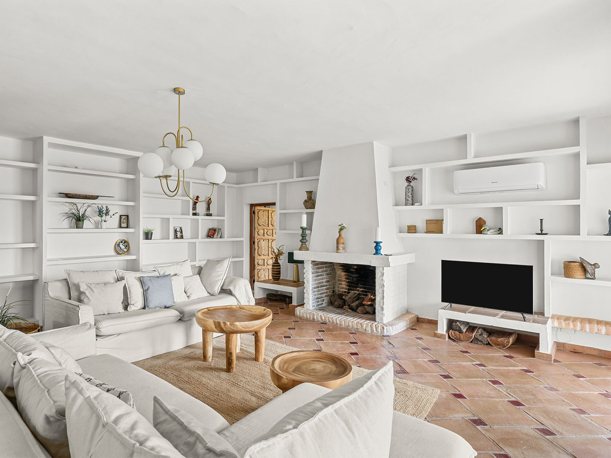 8 bedroom Villas for sale in El Rosario – R5455369 8 bedroom Villas for sale in El Rosario – R5455369