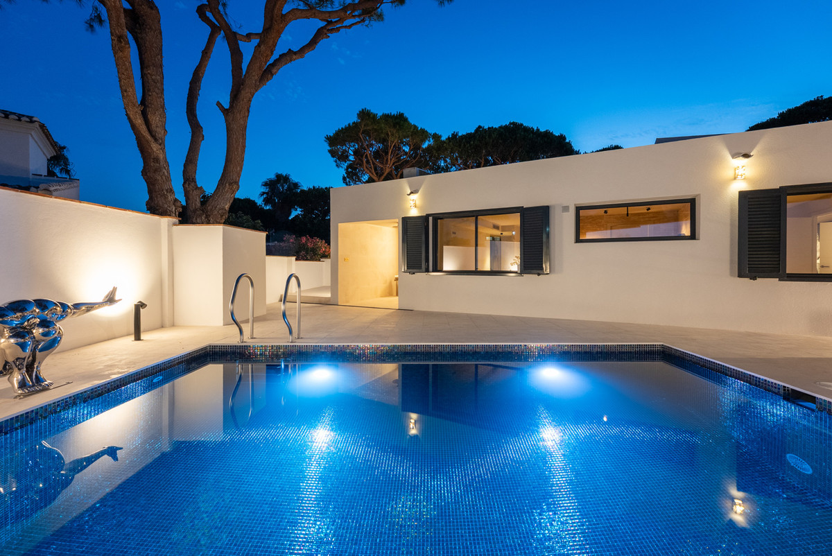 Villas de 4 dormitorios en venta en Calahonda – R5450611 Villas de 4 dormitorios en venta en Calahonda – R5450611